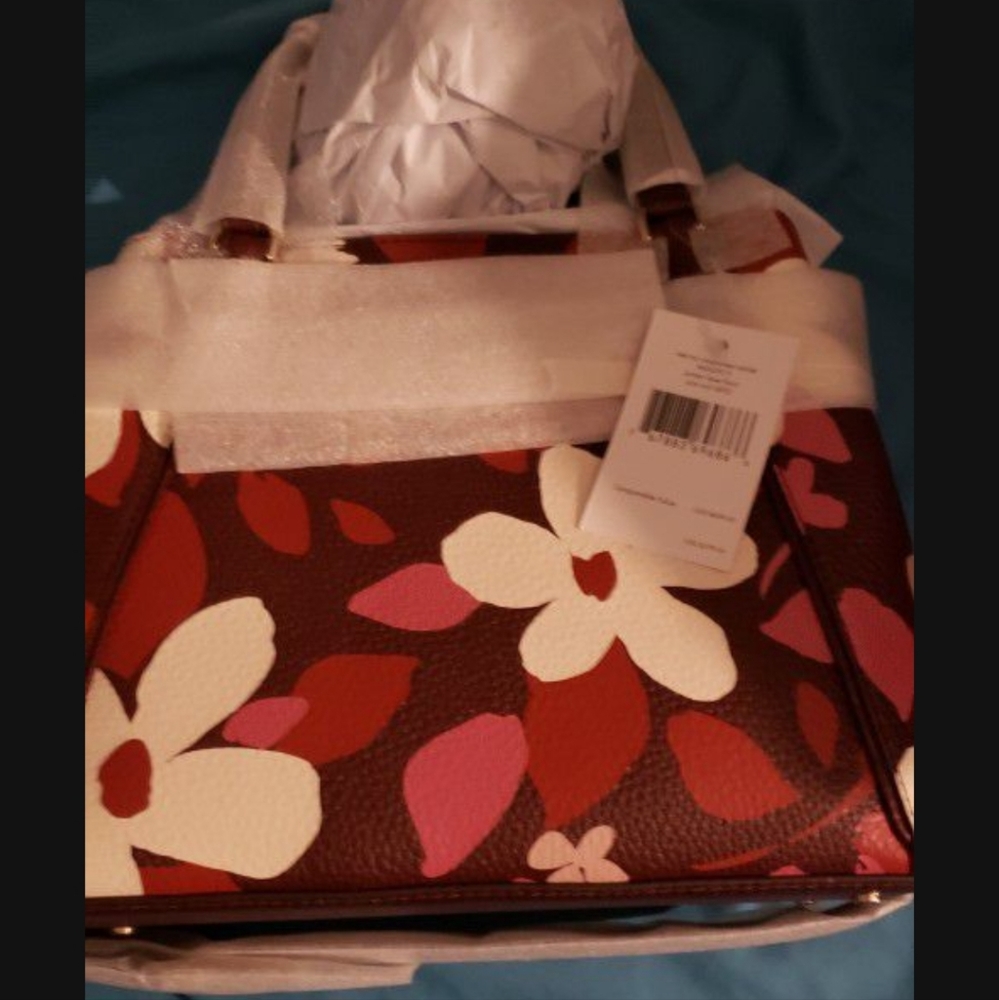 Purses and wallets